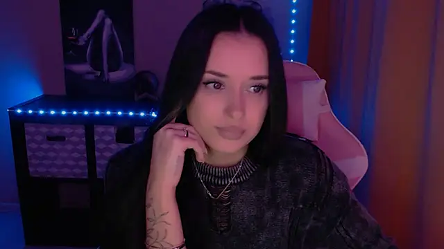 Snapshot of AlisaLink chatting on January 26, 2025, 7:09 pm AlisaLink online show from January 26, 2025, 7:09 pm