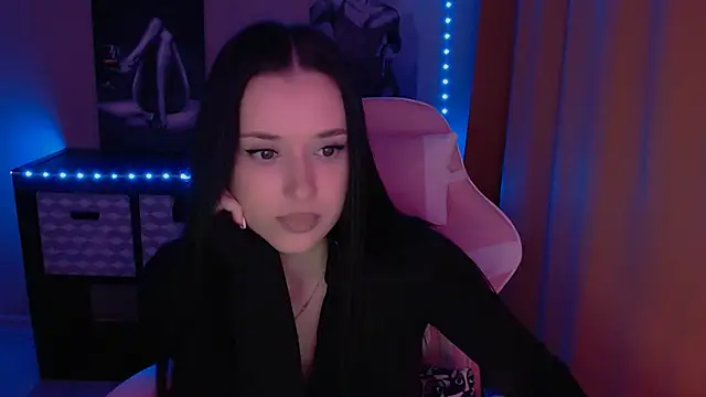 Snapshot of AlisaLink chatting on February 25, 2025, 3:16 pm AlisaLink online show from February 25, 2025, 3:16 pm