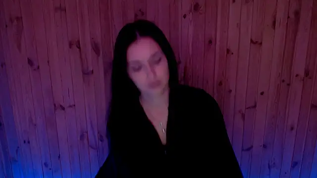 Snapshot of AlisaLink chatting on September 19, 2025, 5:35 pm AlisaLink online show from September 19, 2025, 5:35 pm