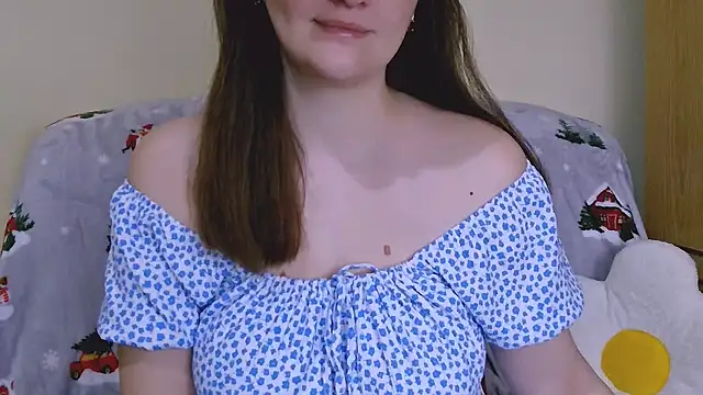 Snapshot of ChubbyMaia chatting on January 2, 2025, 3:05 am ChubbyMaia online show from January 2, 2025, 3:05 am