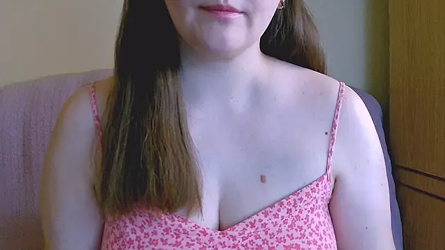 Snapshot of ChubbyMaia chatting on February 23, 2025, 11:44 am ChubbyMaia online show from February 23, 2025, 11:44 am