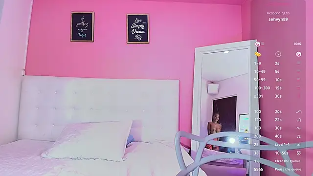 littleebonymommy online show from February 1, 2025, 6:00 am