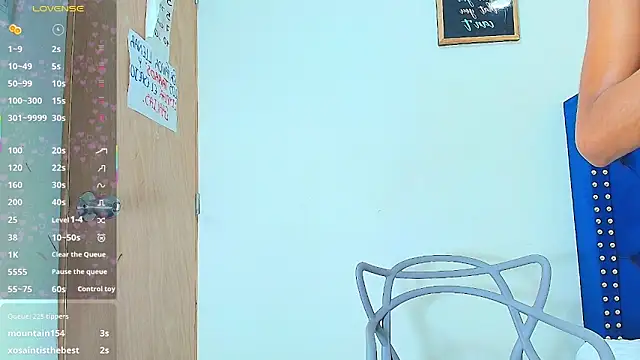 littleebonymommy online show from February 13, 2025, 8:03 pm