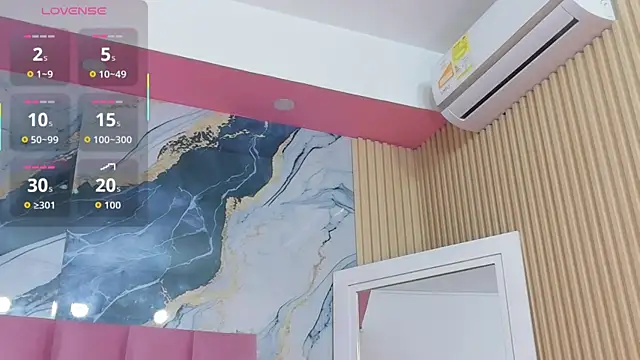 littleebonymommy online show from November 2, 2025, 8:00 pm