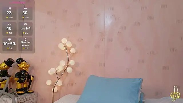 littleebonymommy online show from April 28, 2026, 7:52 pm