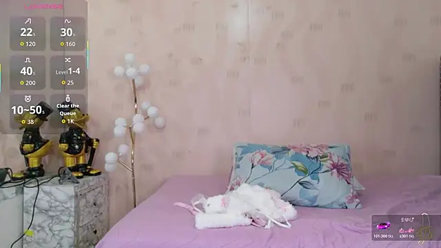 littleebonymommy online show from May 19, 2026, 7:53 pm