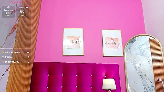 Snapshot of littleebonymommy chatting on July 13, 2026, 7:16 pm littleebonymommy online show from July 13, 2026, 7:16 pm