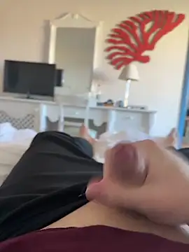 Gartengolem online show from March 3, 2025, 9:11 am