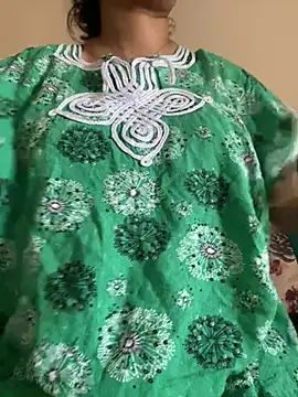 Snapshot of Maha_Ms chatting on January 2, 2025, 1:30 pm Maha Ms online show from January 2, 2025, 1:30 pm