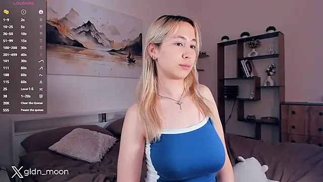 Snapshot of EternalLiberty chatting on March 22, 2025, 5:39 am EternalLiberty online show from March 22, 2025, 5:39 am