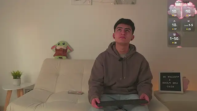 tommy and sophie online show from January 22, 2025, 5:05 am