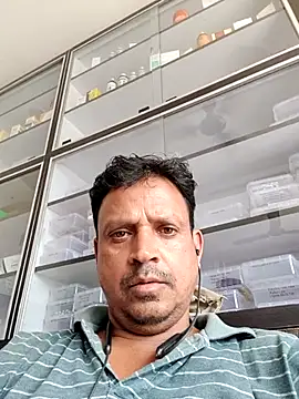 Snapshot of Raj1043 chatting on May 24, 2026, 5:56 am Raj1043 online show from May 24, 2026, 5:56 am