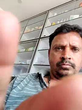Snapshot of Raj1043 chatting on June 12, 2026, 6:34 am Raj1043 online show from June 12, 2026, 6:34 am