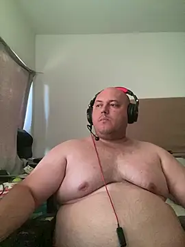 Snapshot of BigromeoXX chatting on July 12, 2026, 6:43 pm BigromeoXX online show from July 12, 2026, 6:43 pm