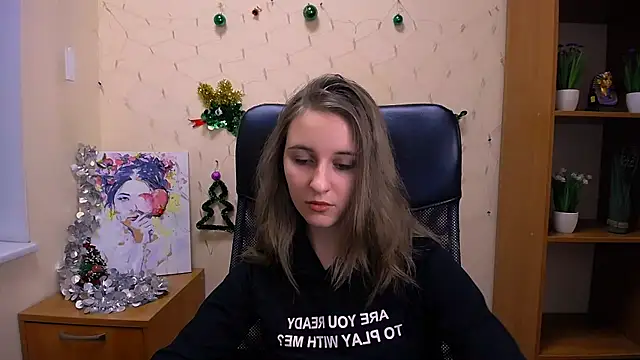 Snapshot of _Nicole_new chatting on December 17, 2024, 4:00 pm Nicole new online show from December 17, 2024, 4:00 pm