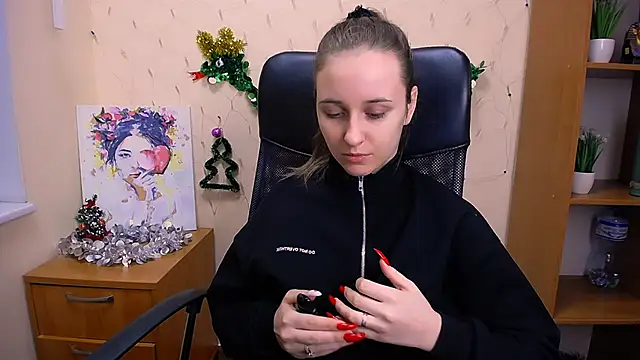 Snapshot of _Nicole_new chatting on December 28, 2024, 12:35 pm Nicole new online show from December 28, 2024, 12:35 pm