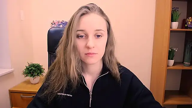 Snapshot of _Nicole_new chatting on January 19, 2025, 12:17 pm Nicole new online show from January 19, 2025, 12:17 pm