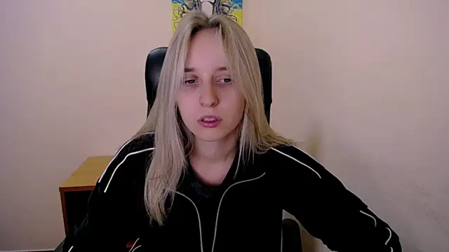 Snapshot of _Nicole_new chatting on September 25, 2025, 11:47 am Nicole new online show from September 25, 2025, 11:47 am