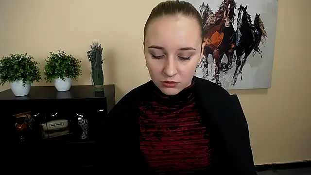 Snapshot of _Nicole_new chatting on November 2, 2025, 9:33 am Nicole new online show from November 2, 2025, 9:33 am