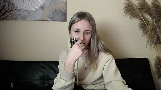 Snapshot of _Nicole_new chatting on November 9, 2025, 4:05 pm Nicole new online show from November 9, 2025, 4:05 pm