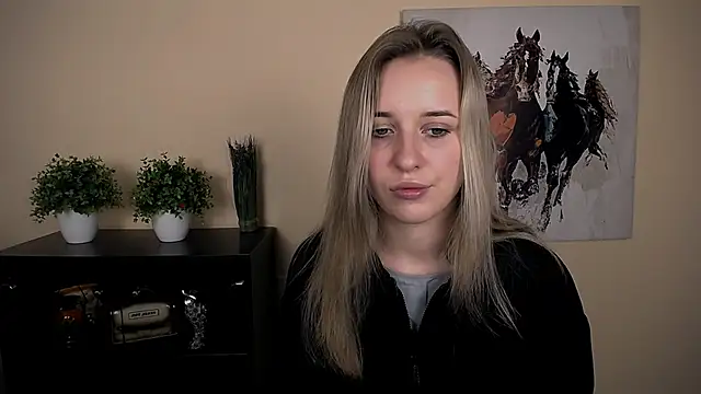 Snapshot of _Nicole_new chatting on February 10, 2026, 11:25 am Nicole new online show from February 10, 2026, 11:25 am