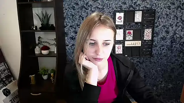 Snapshot of _Nicole_new chatting on February 22, 2026, 12:47 pm Nicole new online show from February 22, 2026, 12:47 pm