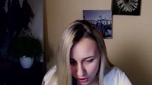 Snapshot of _Nicole_new chatting on June 6, 2026, 8:30 am Nicole new online show from June 6, 2026, 8:30 am
