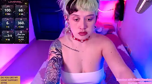 Snapshot of rosse_ivy chatting on March 5, 2025, 4:02 pm rosse ivy online show from March 5, 2025, 4:02 pm