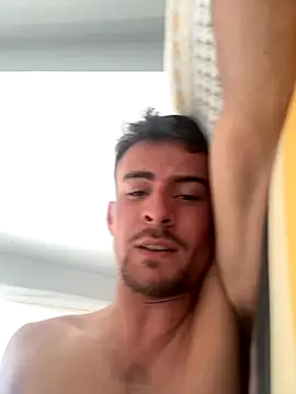 Snapshot of eddy355 chatting on November 2, 2025, 1:24 pm eddy355 online show from November 2, 2025, 1:24 pm