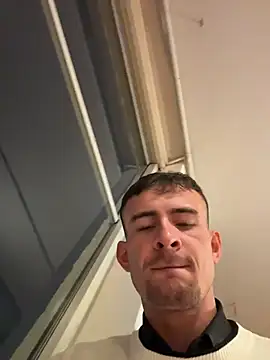 Snapshot of eddy355 chatting on November 5, 2025, 7:03 pm eddy355 online show from November 5, 2025, 7:03 pm