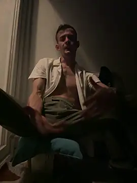 Snapshot of eddy355 chatting on November 9, 2025, 9:57 pm eddy355 online show from November 9, 2025, 9:57 pm