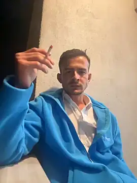 Snapshot of eddy355 chatting on November 19, 2025, 9:48 pm eddy355 online show from November 19, 2025, 9:48 pm