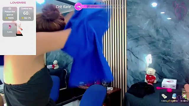 Snapshot of Isalombardi chatting on March 13, 2025, 3:33 am Isalombardi online show from March 13, 2025, 3:33 am