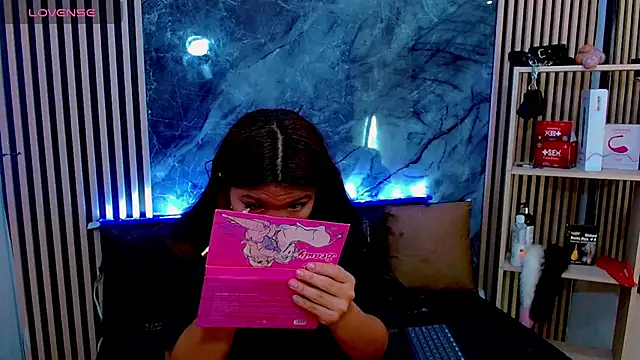 Snapshot of Isalombardi chatting on September 27, 2025, 2:11 pm Isalombardi online show from September 27, 2025, 2:11 pm