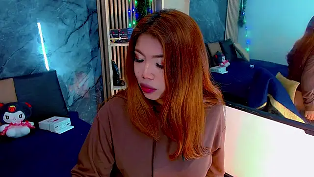 Snapshot of Isalombardi chatting on February 2, 2026, 4:00 am Isalombardi online show from February 2, 2026, 4:00 am