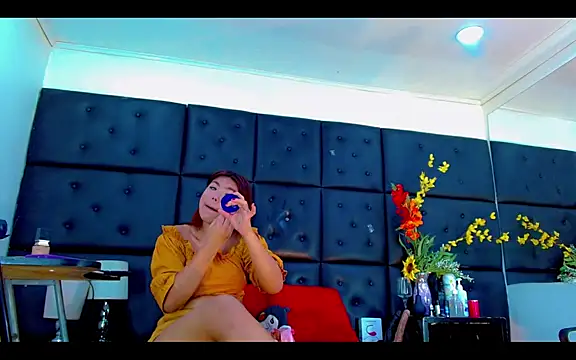 Snapshot of Isalombardi chatting on February 24, 2026, 2:31 am Isalombardi online show from February 24, 2026, 2:31 am