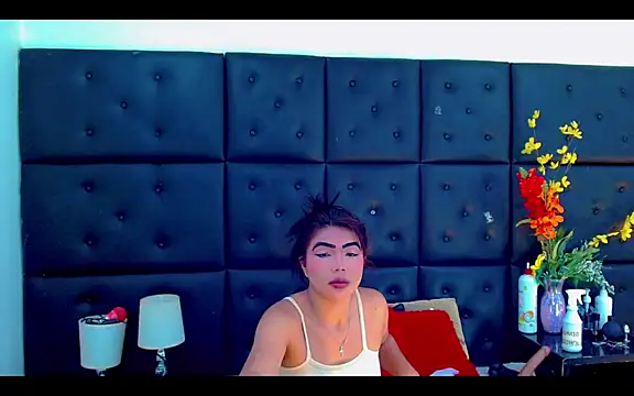 Snapshot of Isalombardi chatting on February 27, 2026, 2:55 am Isalombardi online show from February 27, 2026, 2:55 am