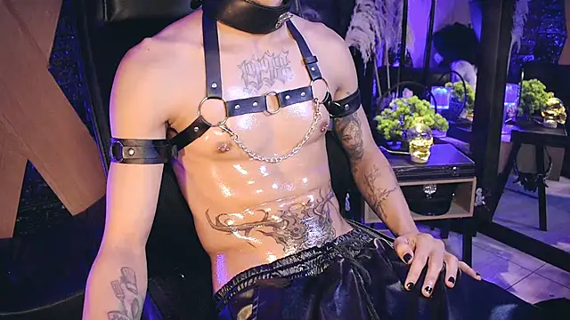 Snapshot of DemonKush-- chatting on October 1, 2025, 12:38 am DemonKush-- online show from October 1, 2025, 12:38 am