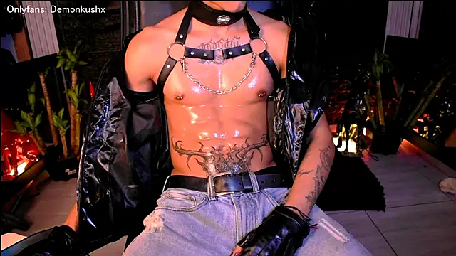 Snapshot of DemonKush-- chatting on November 13, 2025, 6:12 am DemonKush-- online show from November 13, 2025, 6:12 am