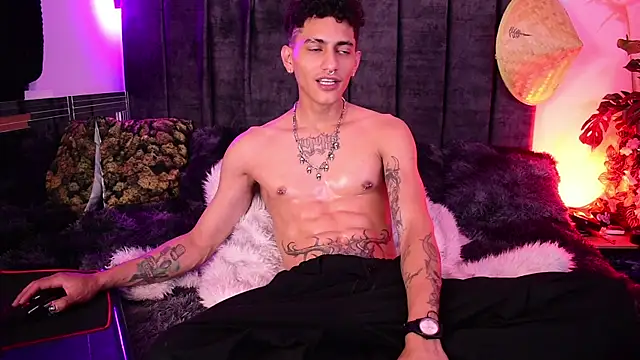 DemonKush-- online show from June 28, 2026, 4:29 am