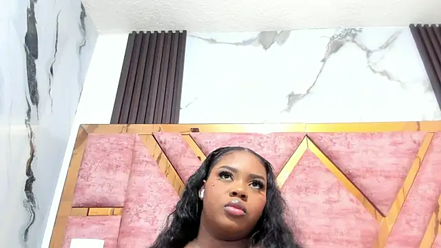 Snapshot of mia_alvares chatting on May 6, 2026, 11:48 am mia alvares online show from May 6, 2026, 11:48 am