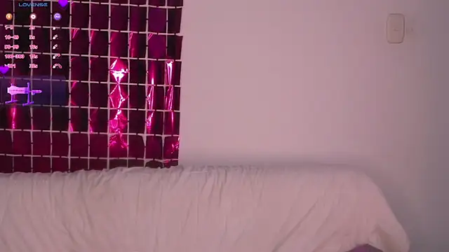 MiaGoth  online show from January 8, 2026, 1:08 am