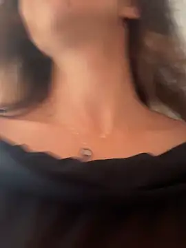 Snapshot of EmaSkyes chatting on September 24, 2025, 5:44 am EmaSkyes online show from September 24, 2025, 5:44 am