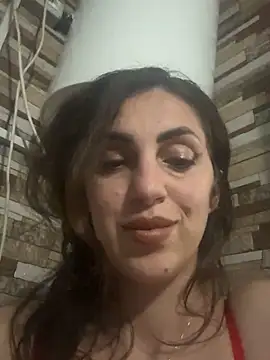 Snapshot of EmaSkyes chatting on October 10, 2025, 6:07 pm EmaSkyes online show from October 10, 2025, 6:07 pm