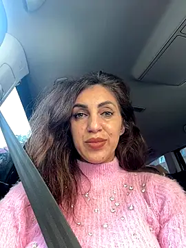 Snapshot of EmaSkyes chatting on October 17, 2025, 6:38 am EmaSkyes online show from October 17, 2025, 6:38 am