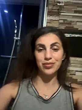 Snapshot of EmaSkyes chatting on November 12, 2025, 7:46 pm EmaSkyes online show from November 12, 2025, 7:46 pm