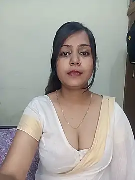 Miss-Riyasingh online show from June 14, 2026, 5:26 pm