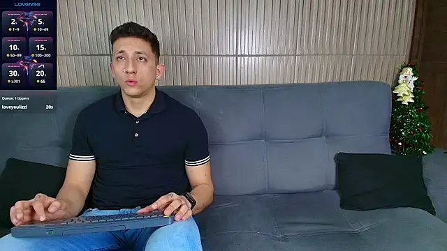 Snapshot of Maykol_Victoriasr chatting on December 31, 2024, 7:42 am Maykol Victoriasr online show from December 31, 2024, 7:42 am