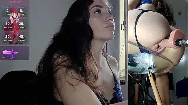 aurelialux online show from November 27, 2025, 8:55 pm