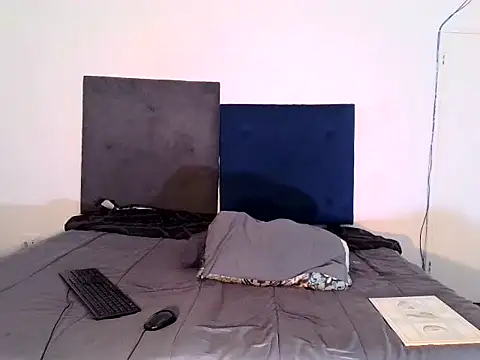 ReginaStar16 online show from February 18, 2025, 10:16 am